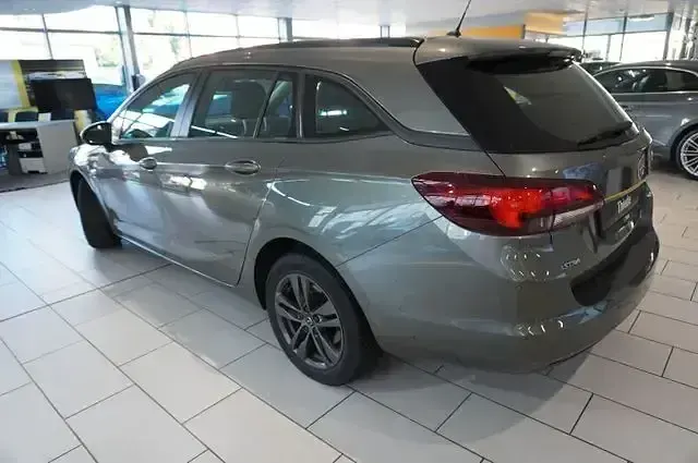 Gebraucht Opel Astra 136 PS (100 kW) 2019 Grau Kombi