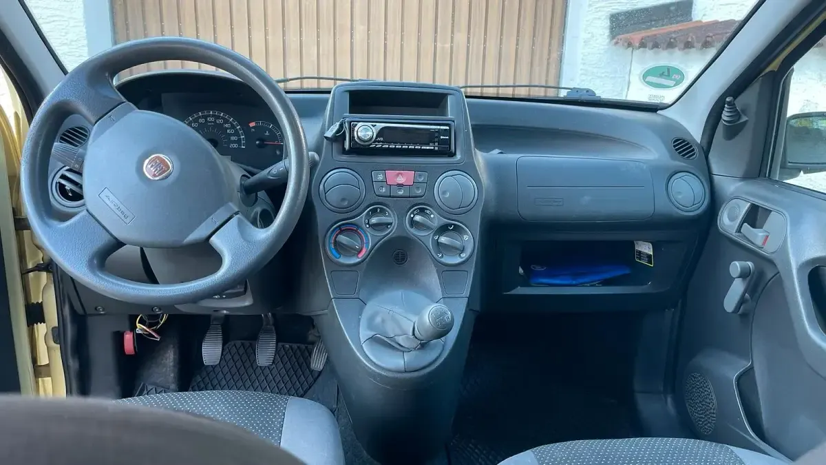 Gebraucht Fiat Panda 40 PS (29 kW) 2009 Gelb Kleinwagen