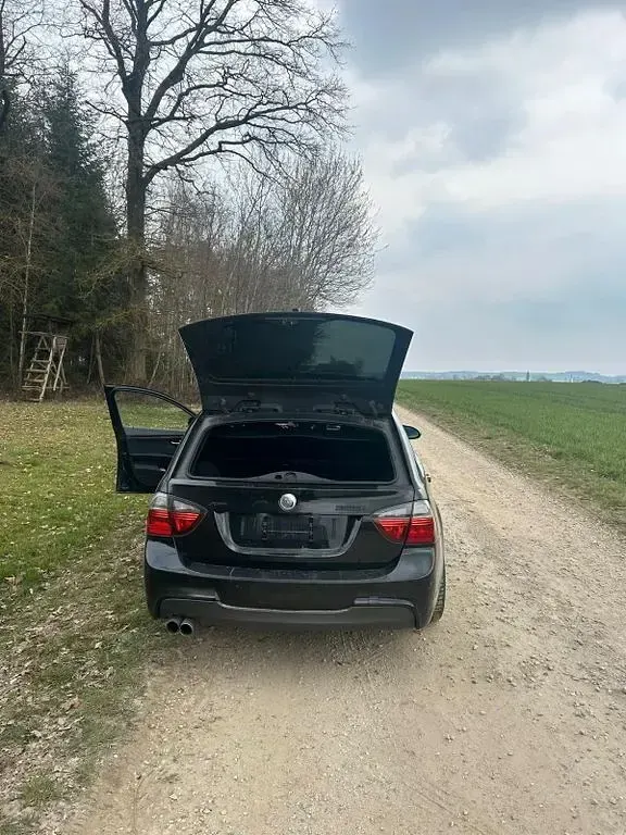 Gebraucht BMW 325 Performance 218 PS (160 kW) 2005 Schwarz Kombi