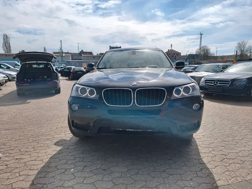 Gebraucht BMW X3 Sport Line 184 PS (135 kW) 2011 Schwarz SUV