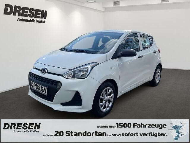 Weiss Gebraucht 2019 Hyundai i10 Classic Kleinwagen | 10.380 € (Fairer Preis) - Bild 1/2
