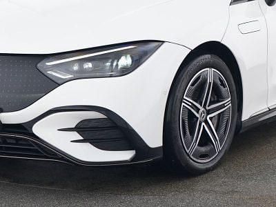 Gebraucht Mercedes EQE350 AMG line 214 kW (292 PS) 2024 Weiß, Limousine