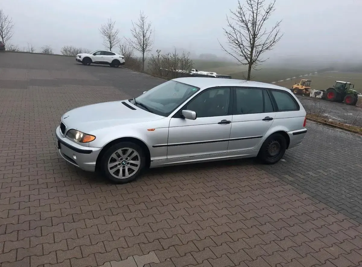 Usata BMW 320 150 CV (110 kW) 2004 Argento Station wagon