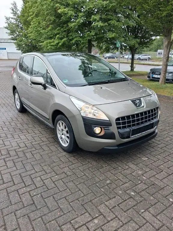 Gebraucht Peugeot 3008 111 PS (81 kW) 2011 Beige Kombi
