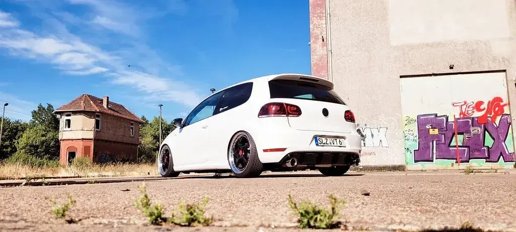 Gebraucht VW Golf VI Edition 235 PS (172 kW) 2011 Weiß Kleinwagen