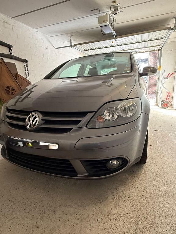 Gebraucht VW Golf Plus Cross Trendline 102 PS (75 kW) 2009 Grau Van / Kleinbus