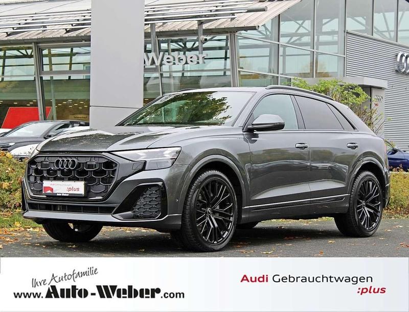 Grau Gebraucht 2024 Audi Q8 Ambiente SUV | 88.880 € - Bild 1/4