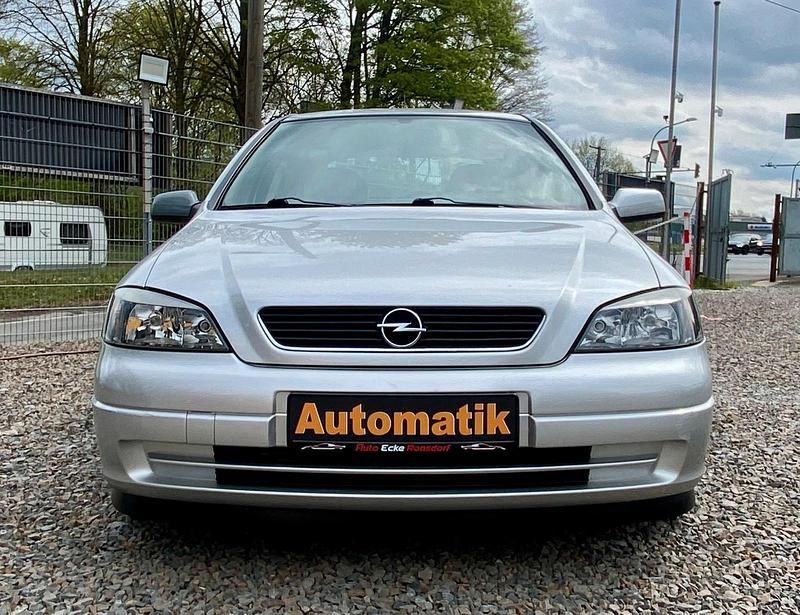 Usata Opel Astra 101 CV (74 kW) 2003 Argento Berlina