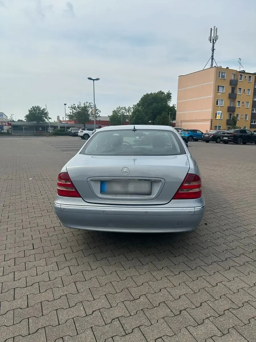 Gebraucht Mercedes S320 221 PS (162 kW) 2002 Silber Limousine