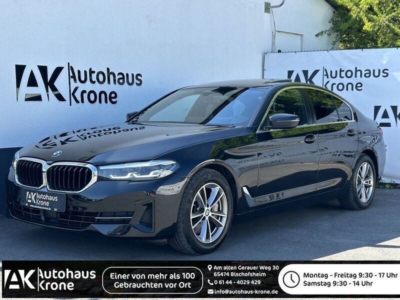 Schwarz Gebraucht 2023 BMW 530 Sport Line Limousine | 39.890 € (Superpreis) - Bild 1/4