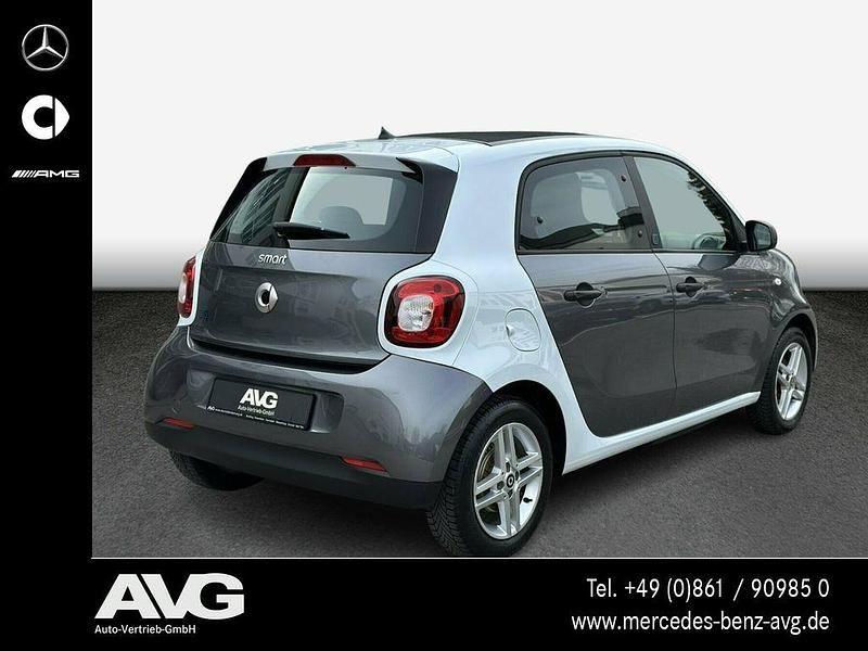 Gebraucht Smart ForFour Electric Drive 60 kW (82 PS) 2021 Grau Limousine