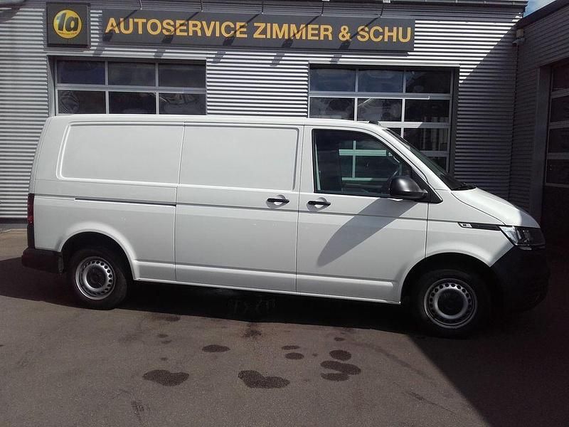 Gebraucht VW Transporter 150 PS (110 kW) 2022 Candyweiss Van