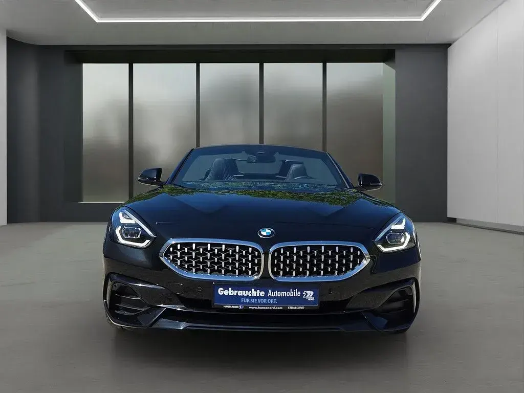 Gebraucht BMW Z4 Sport Line 197 PS (144 kW) 2022 Schwarz Cabrio