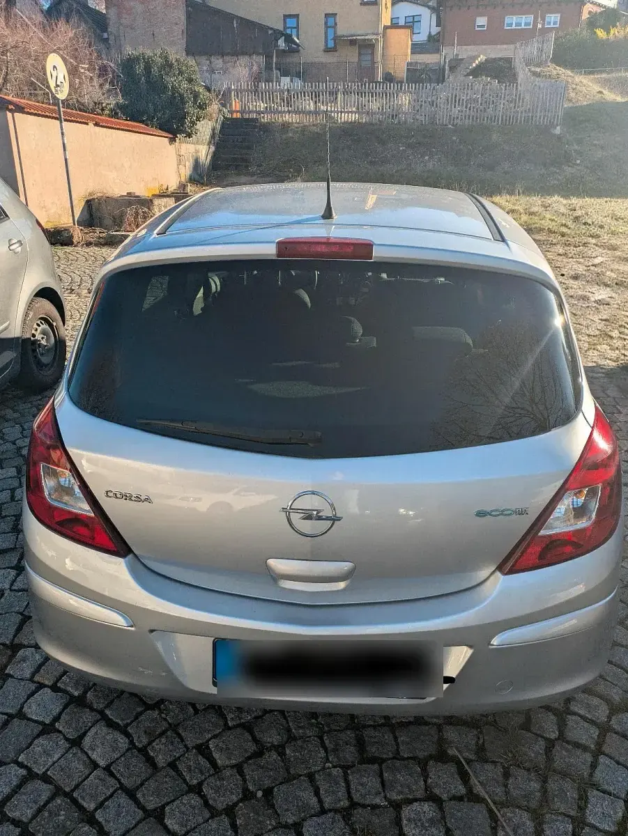 Gebraucht Opel Corsa 69 PS (50 kW) 2010 Silber Kleinwagen