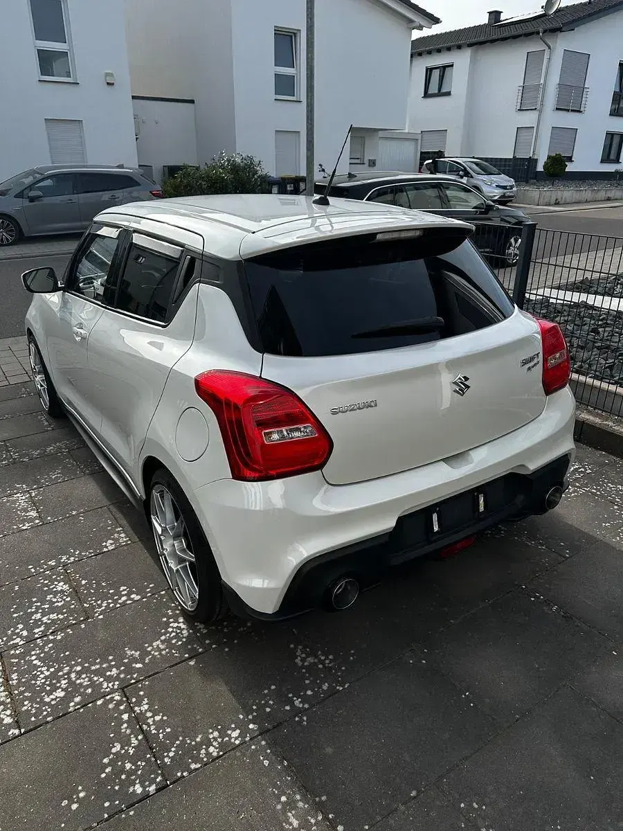 Gebraucht Suzuki Swift Sport 140 PS (102 kW) 2019 Weiß Kleinwagen