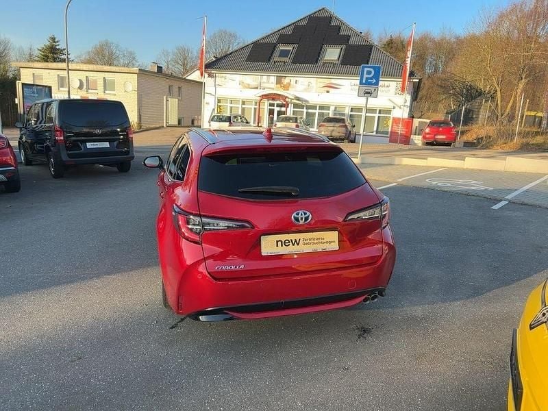 Gebraucht Toyota Corolla Lounge 152 PS (111 kW) 2020 Rot Kombi