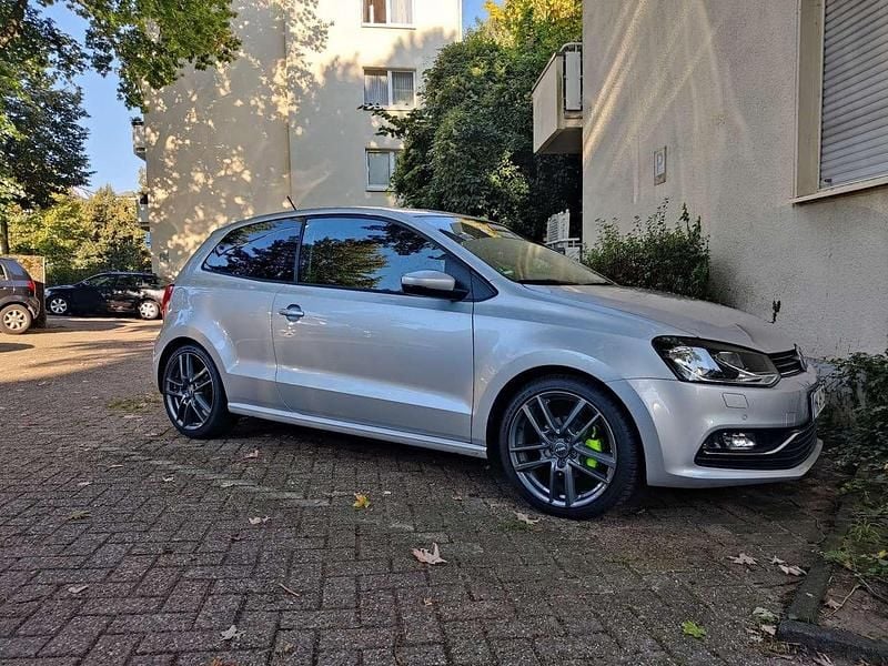 Second-hand VW Polo Highline 90 CP (66 kW) 2017 Gri Berlinǎ