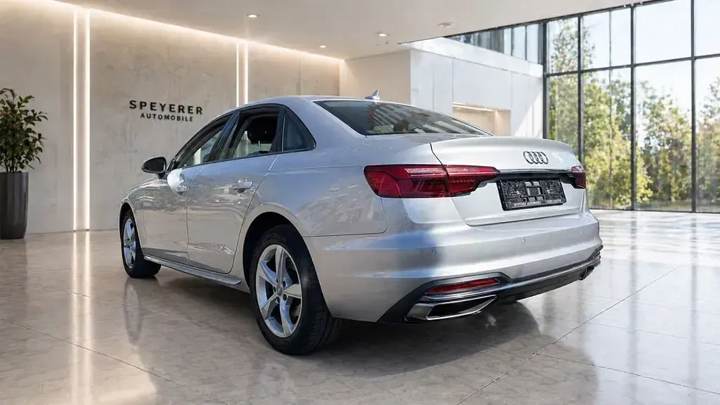 Second-hand Audi A4 Advanced 150 CP (110 kW) 2020 Argintiu Berlinǎ