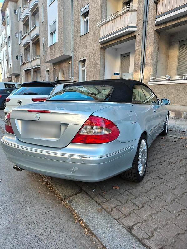 Gebraucht Mercedes CLK320 224 PS (164 kW) 2008 Blau Coupé