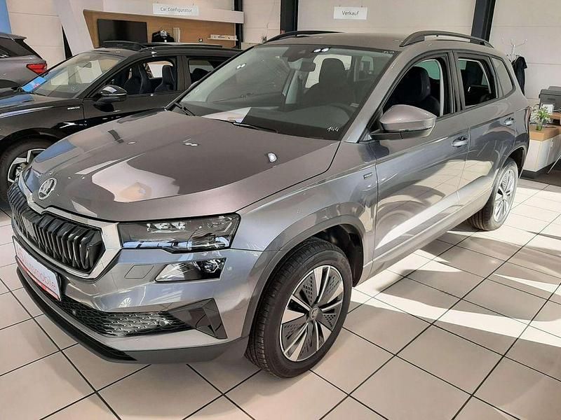 Neu Skoda Karoq 116 PS (85 kW) 2026 Graphitegrau metallic SUV