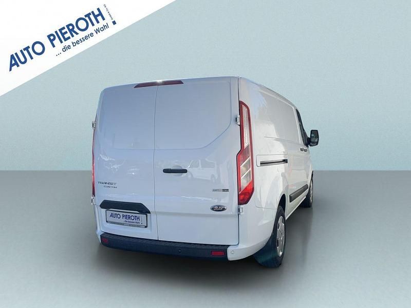 Gebraucht Ford Transit Custom Trend 131 PS (96 kW) 2021 Frost weiss Pickup