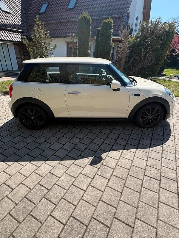 Usata Mini ONE 102 CV (75 kW) 2017 Bianco Utilitaria