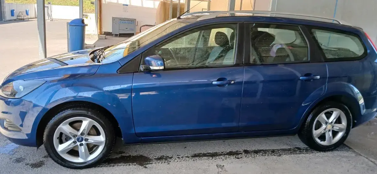Gebraucht Ford Focus 125 PS (91 kW) 2010 Kombi