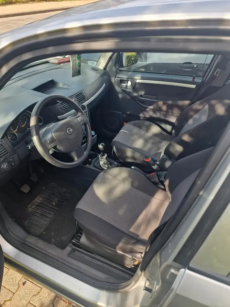 Gebraucht Opel Meriva 100 PS (73 kW) 2005 Van / Kleinbus