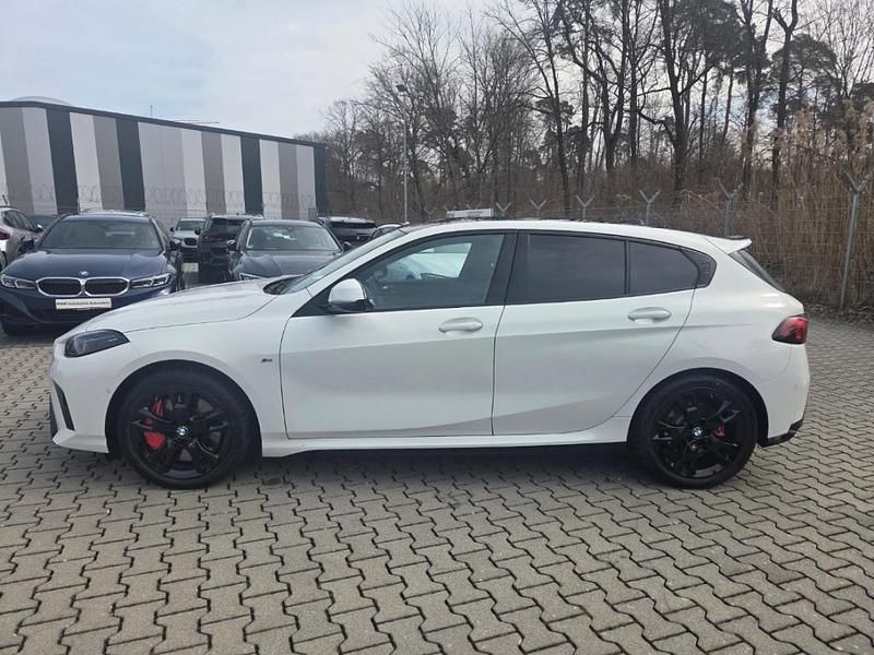 Gebraucht BMW 123 Performance 204 PS (150 kW) 2025 Weiss Kleinwagen