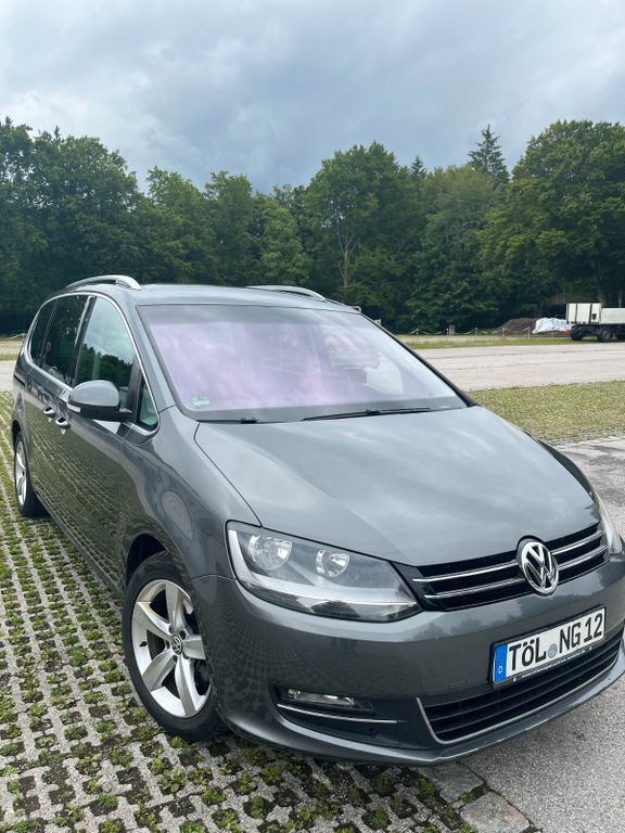 Grau Gebraucht 2011 VW Sharan Highline Van / Kleinbus | 8.000 € (Guter Preis) - Bild 1/4