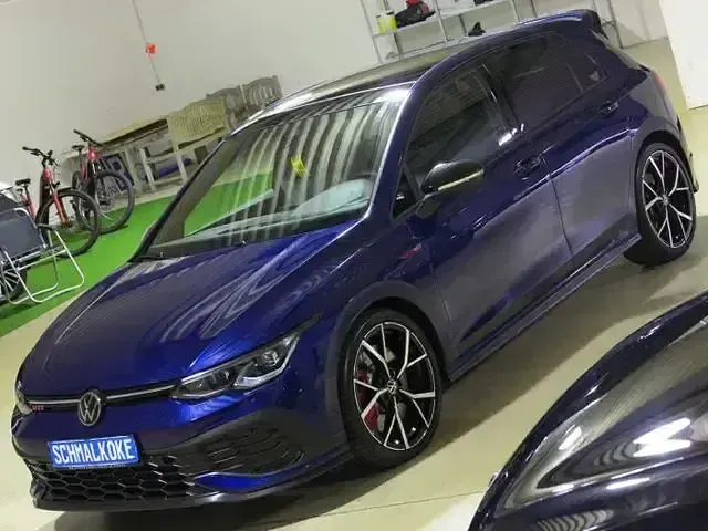Gebraucht VW Golf VIII GTI 300 PS (220 kW) 2023 Atlantic blue (metallic) Limousine