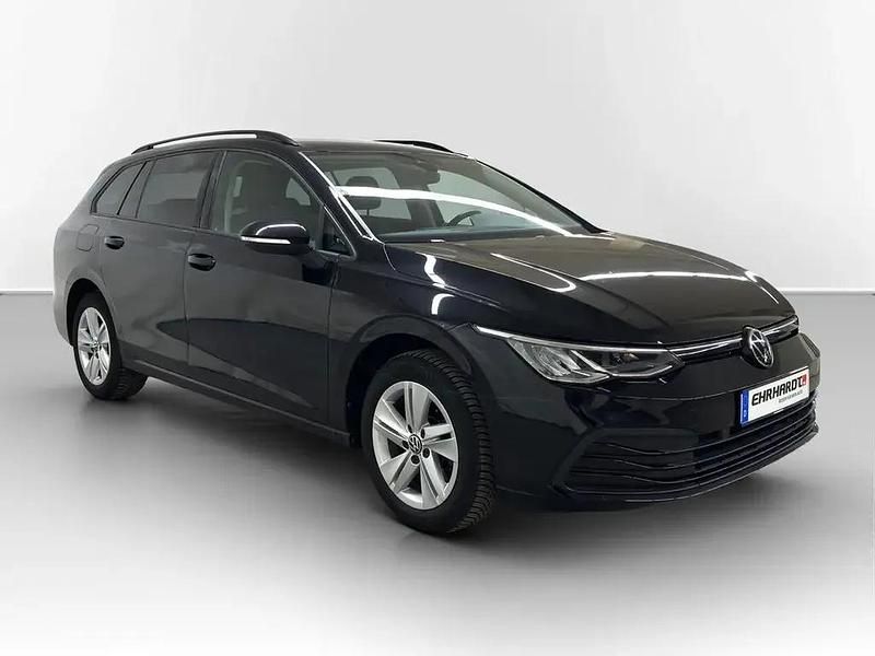 Gebraucht VW Golf VIII Life 150 PS (110 kW) 2022 Schwarz Kombi
