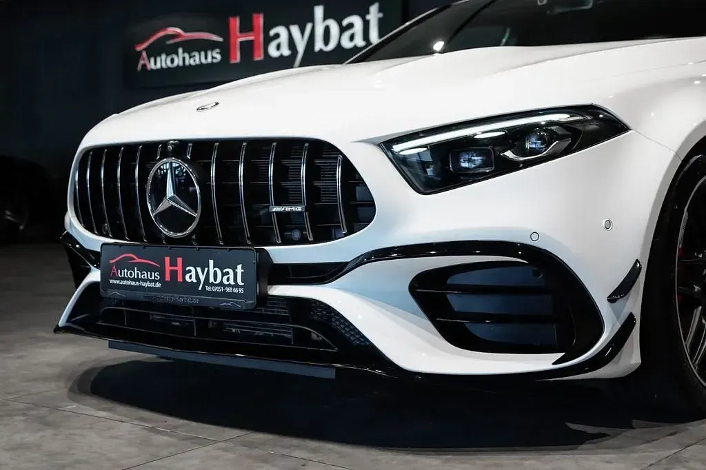 Gebraucht Mercedes A45 AMG AMG 421 PS (309 kW) 2024 Weiß Kleinwagen
