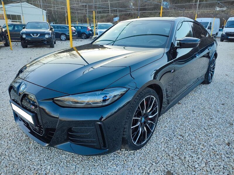 Schwarz Gebraucht 2023 BMW i4 Performance Limousine | 54.999 € (Etwas zu teuer) - Bild 1/4