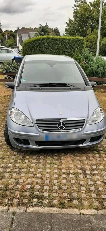 Silber Gebraucht 2007 Mercedes A150 Classic Kleinwagen | 3.400 € (Guter Preis) - Bild 1/4
