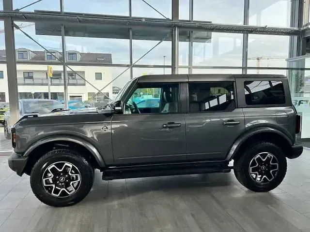 Occasion Ford Bronco Outer Banks 334 ch (245 kW) 2024 Gris SUV