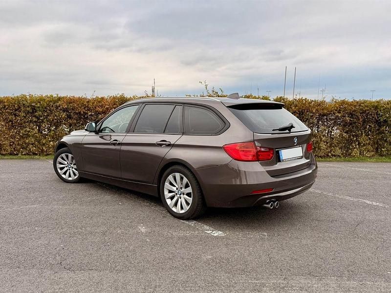 Gebraucht BMW 330 258 PS (189 kW) 2013 Braun Kombi