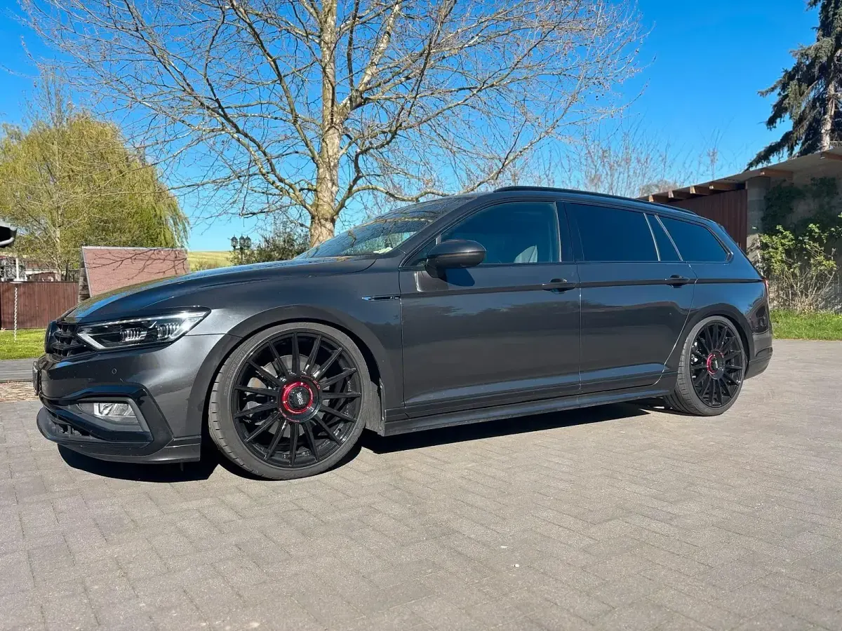 Gebraucht VW Passat 272 PS (200 kW) 2019 Grau Kombi