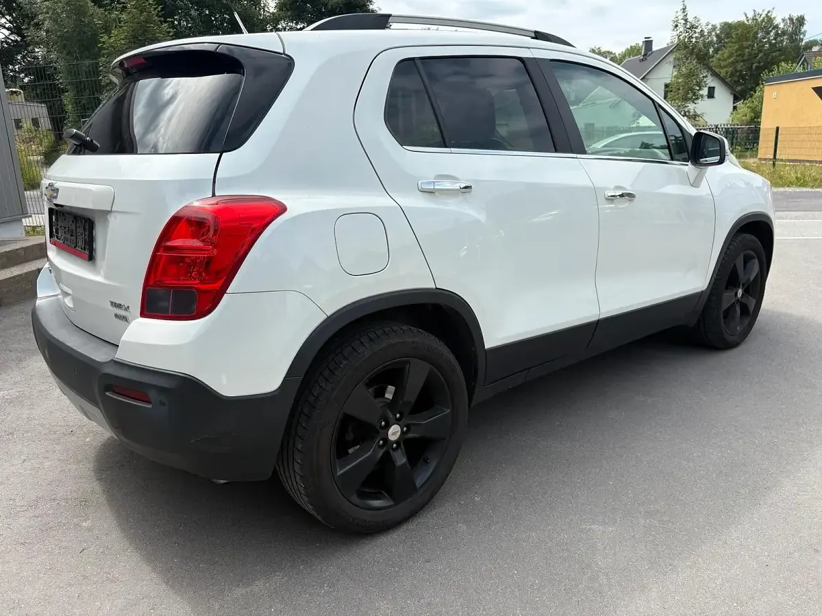 Gebraucht Chevrolet Trax 140 PS (102 kW) 2013 Weiß SUV