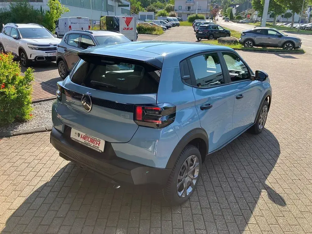 Neu Citroën C3 101 PS (74 kW) 2026 Blau SUV