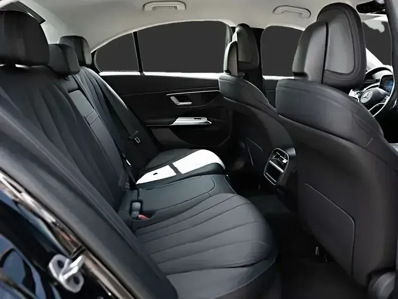 Gebraucht Mercedes E220 Avantgarde 2025 Schwarz Limousine
