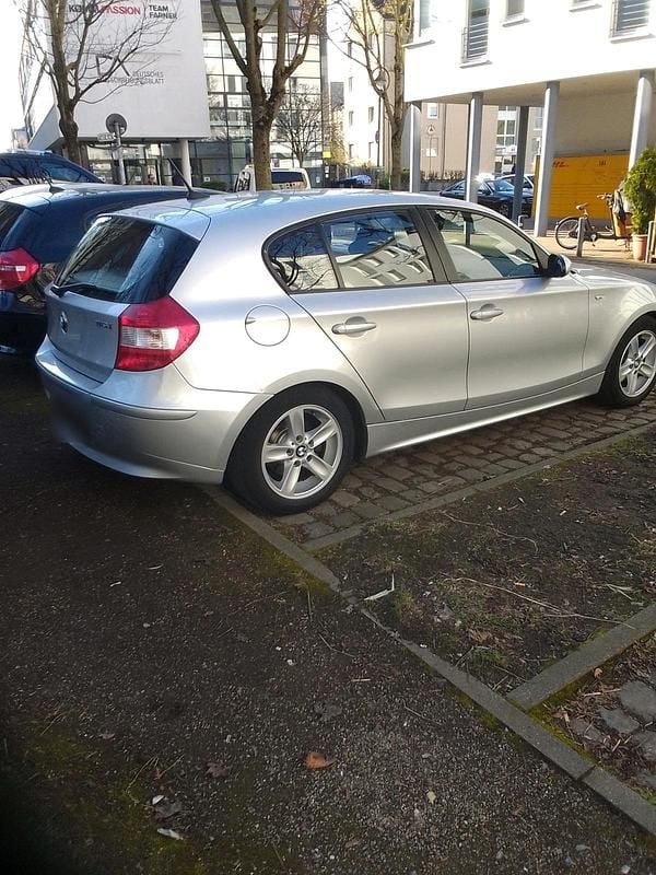 Gebraucht BMW 116 116 PS (85 kW) 2005 Silber Kleinwagen