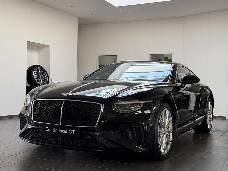 Neu Bentley Continental 680 PS (500 kW) 2025 Schwarz Coupé