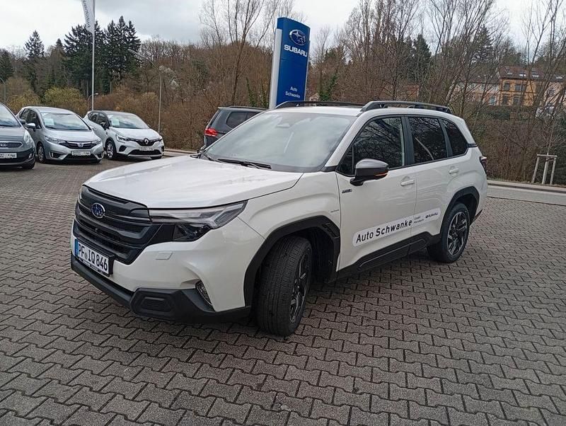 Neu Subaru Forester Exclusive+ 136 PS (100 kW) 2026 Weiß SUV