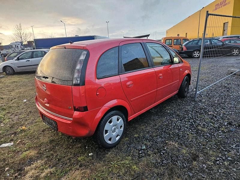 Gebraucht Opel Meriva 105 PS (77 kW) 2008 Rot Van / Kleinbus