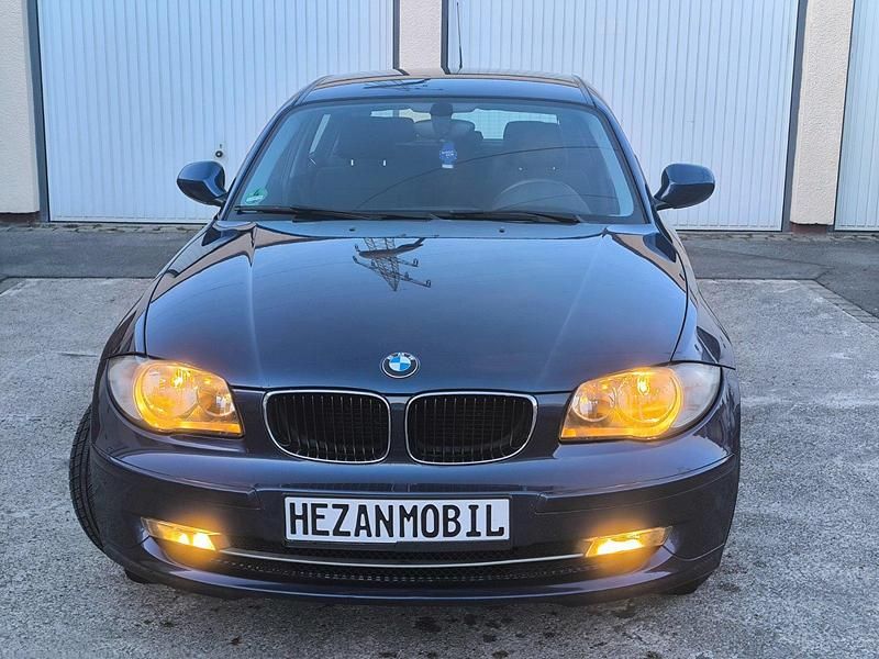 Gebraucht BMW 116 122 PS (89 kW) 2010 Blau Kleinwagen