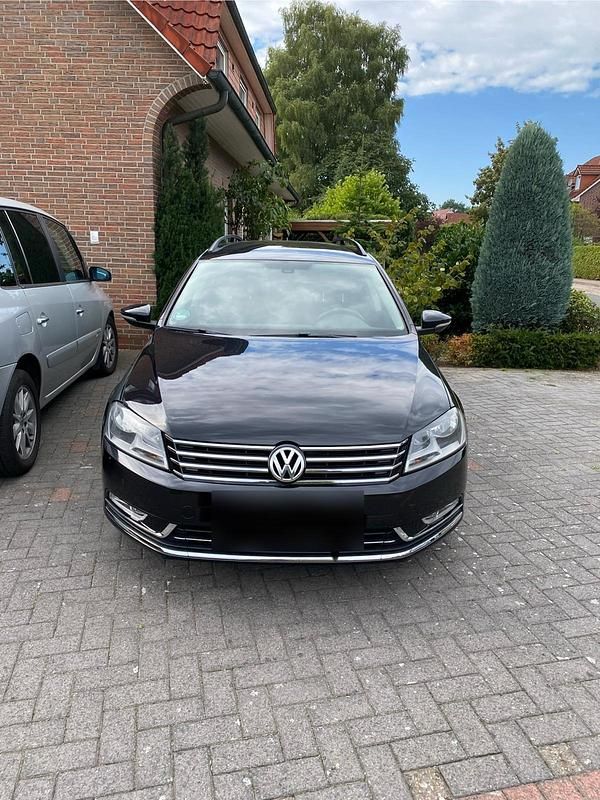 Gebraucht VW Passat Comfortline 140 PS (102 kW) 2014 Schwarz Kombi