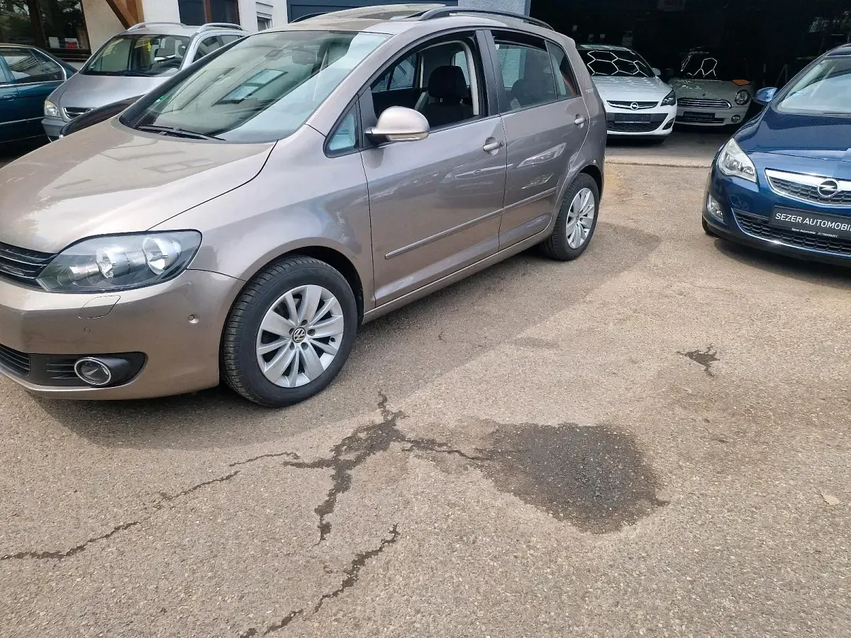 Gebraucht VW Golf VI 122 PS (89 kW) 2010 Braun Kleinwagen