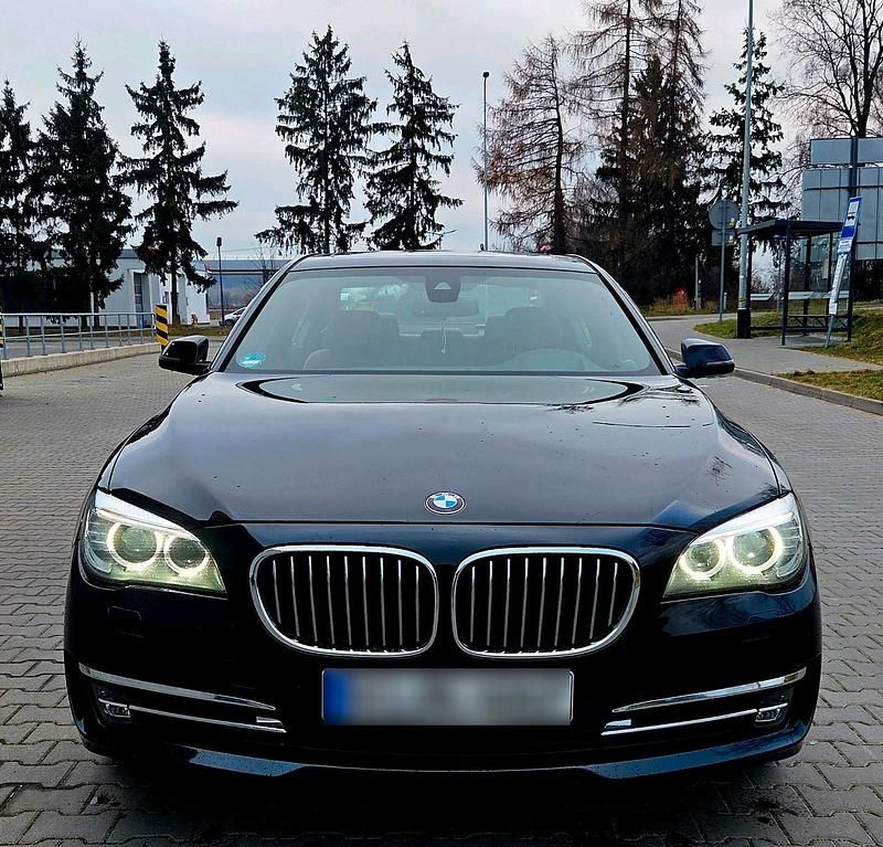 Gebraucht BMW 730 258 PS (189 kW) 2014 Schwarz Limousine