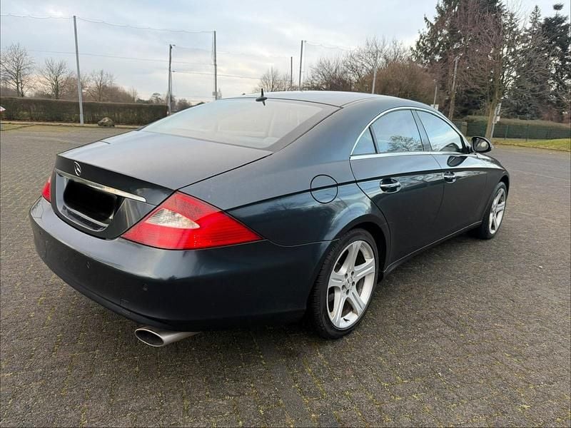 Gebraucht Mercedes CLS500 306 PS (225 kW) 2005 Schwarz Coupé